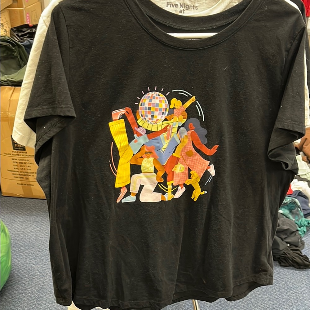 Graphic T: Disco ball